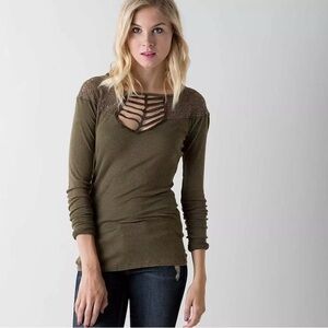 The Buckle BKE Olive Long Sleeve Top with Cut Outs